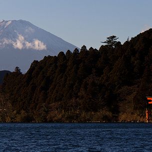 fujisan, hakone jinja & ashinoko /  富士山と箱根神社と芦ノ湖
