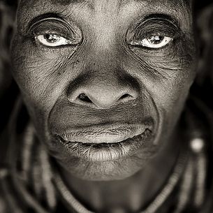 Old Himba woman face - Angola